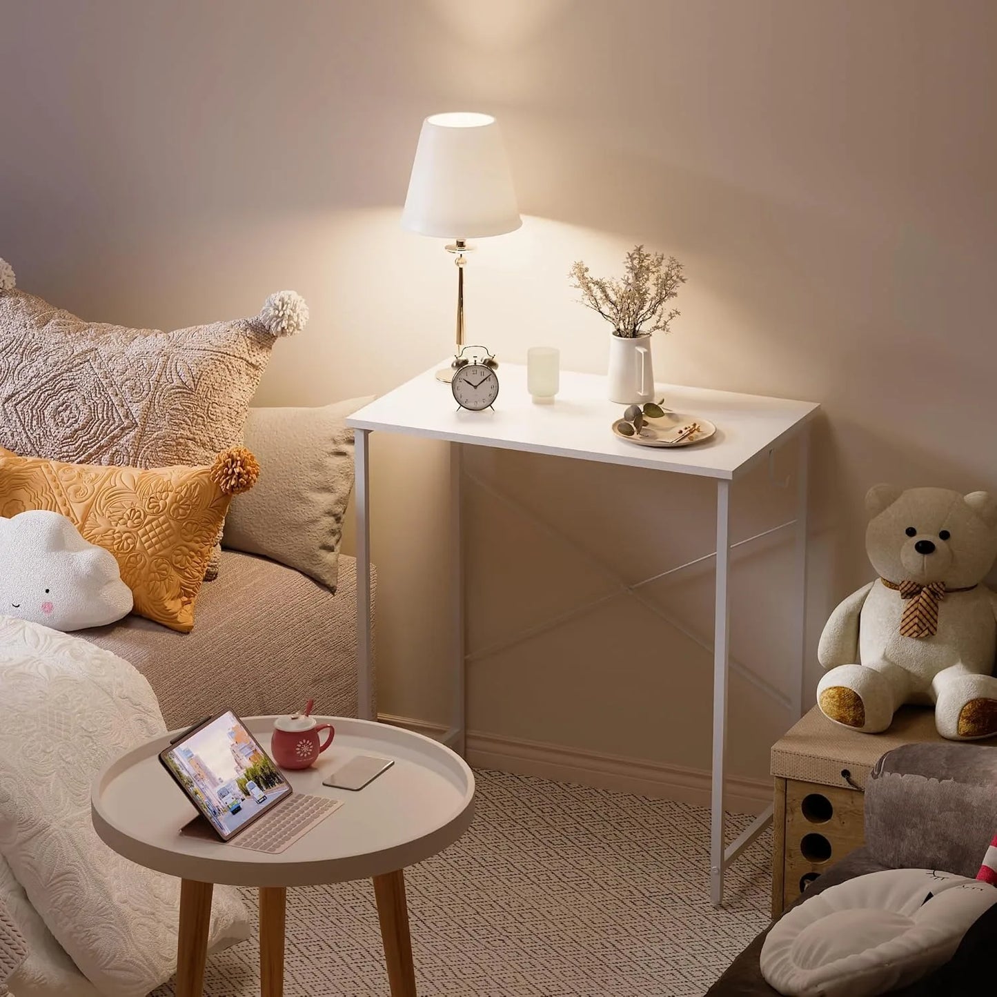 23 Inch Computer Desk for Small Spaces, Home Office Work Desk with Headphone Hook, Small Office Desk Study Writing Table